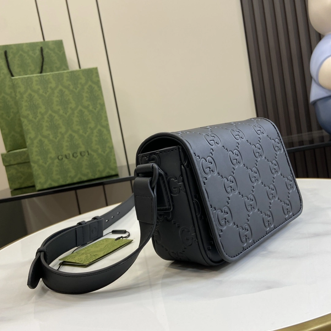 MOMO-- 6u33i 794062 AAC0G 1000 high quality version item:D-B040K2278