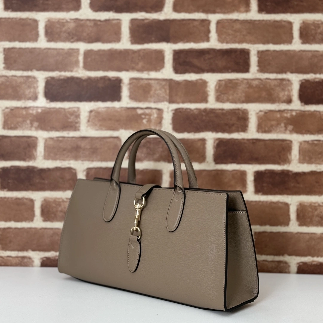 MOMO-- 6u33i 795282 AZB0G 1523 high quality version item:D-B063K2775