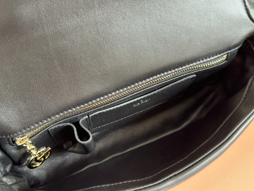 MOMO-- 6u33i 806016-AAD5X-1000 high quality version GG Milano item:E-B000D1523