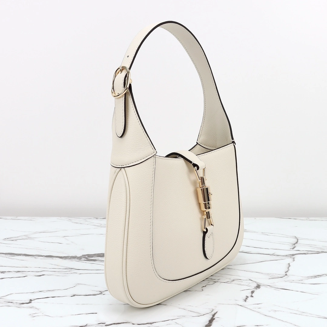 MOMO-- 6u33i 810232 AAD5V 9562 high quality version item:D-B000K2768
