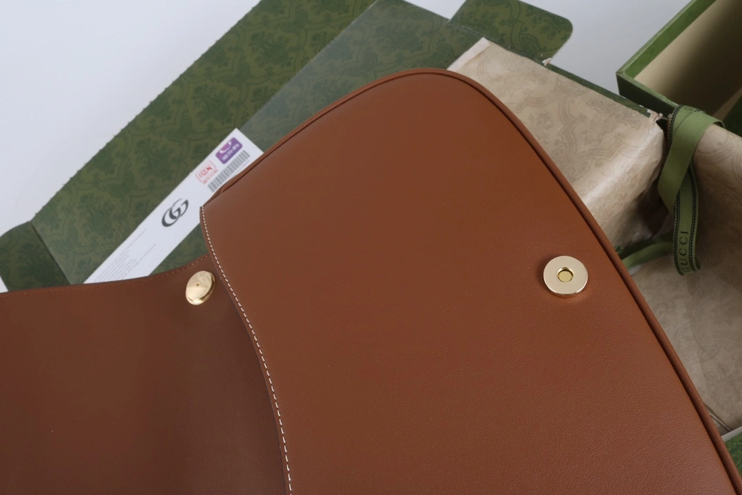 MOMO-- 6u33i 815716-HAAKF-2545 high quality version cowhide item:E-B000D1532
