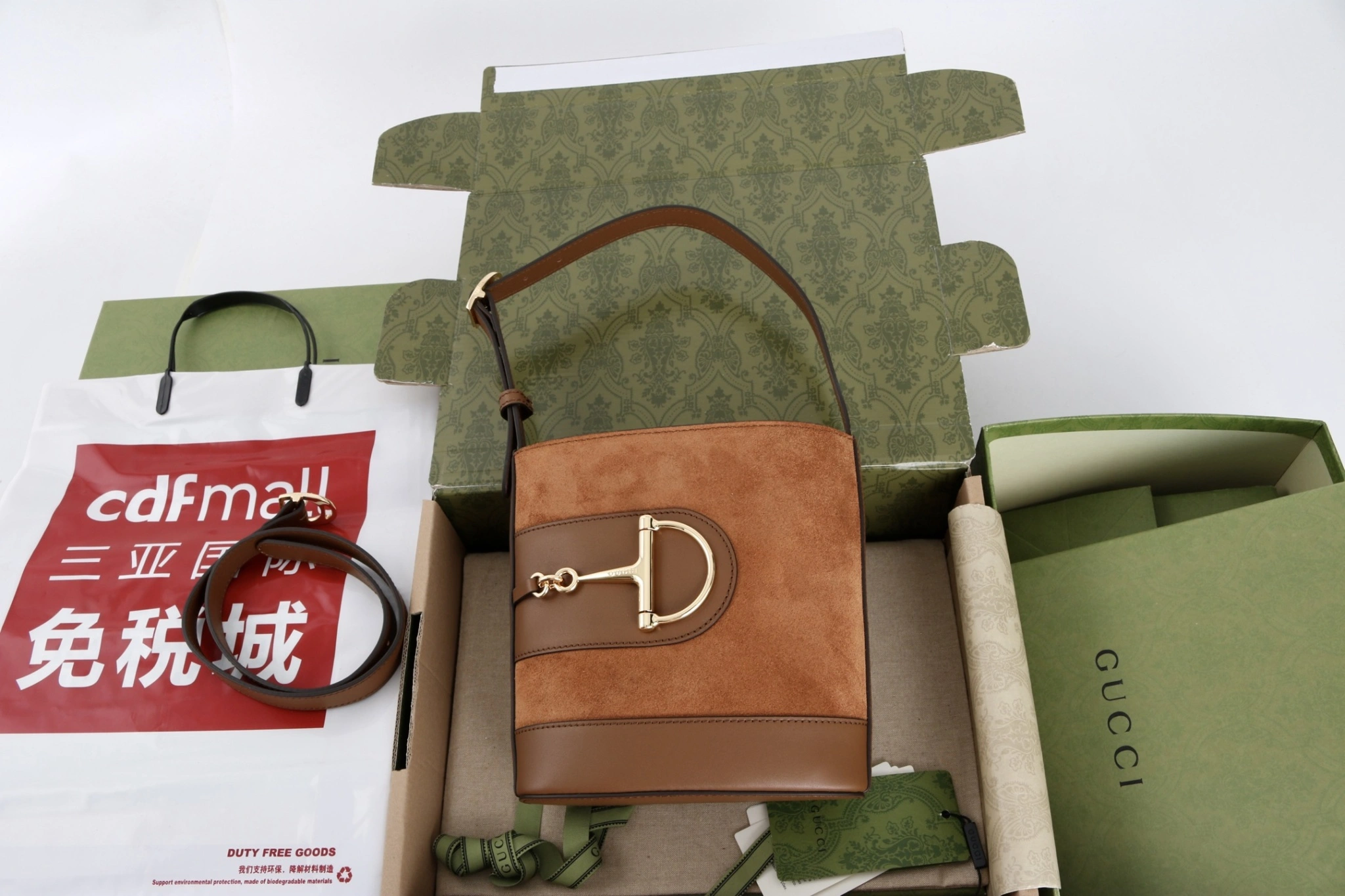 MOMO-- 6u33i 833665-CAAAV-2718 high quality version 73 cowhide item:E-B000D1509