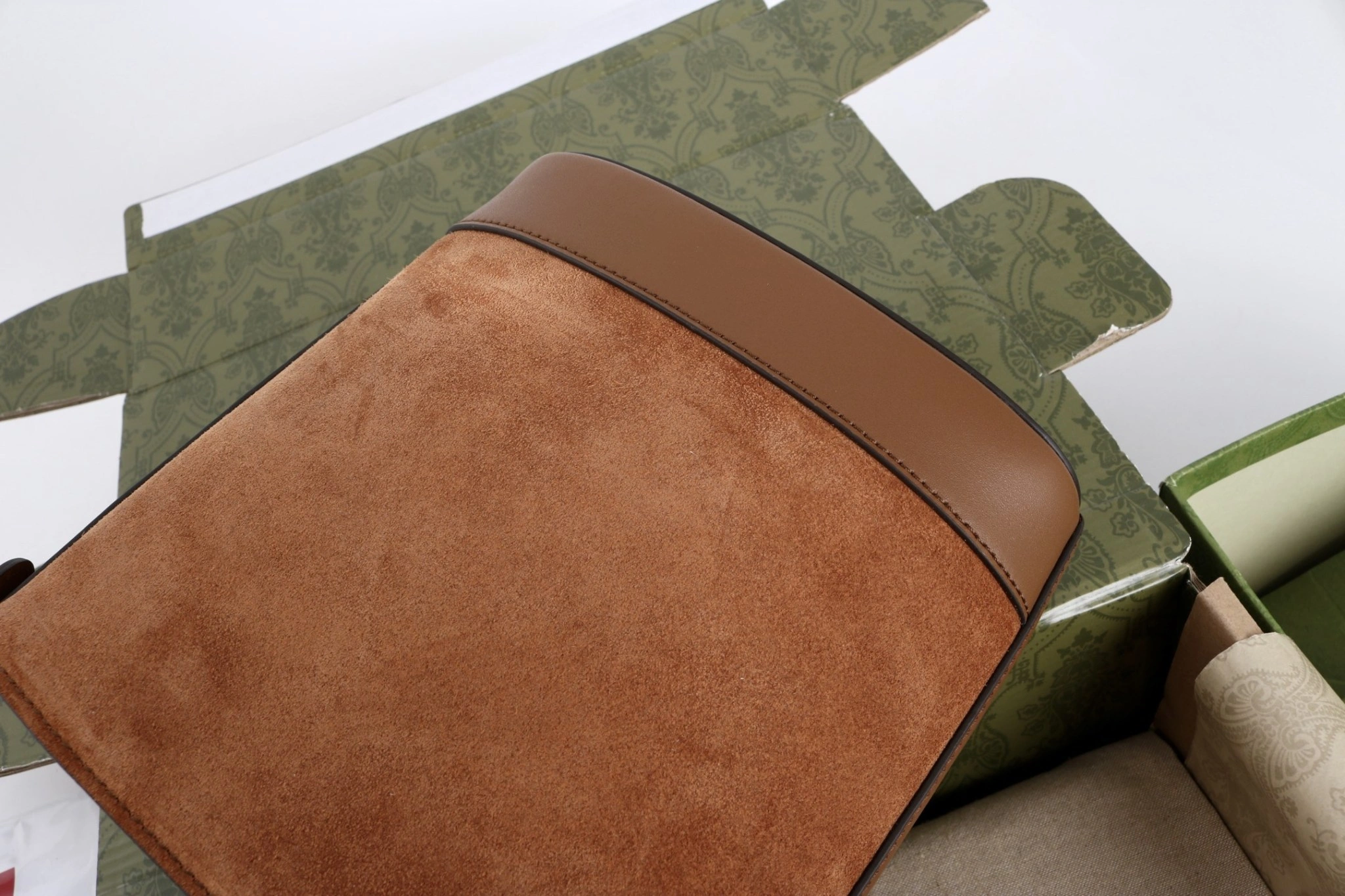 MOMO-- 6u33i 833665-CAAAV-2718 high quality version 73 cowhide item:E-B000D1509