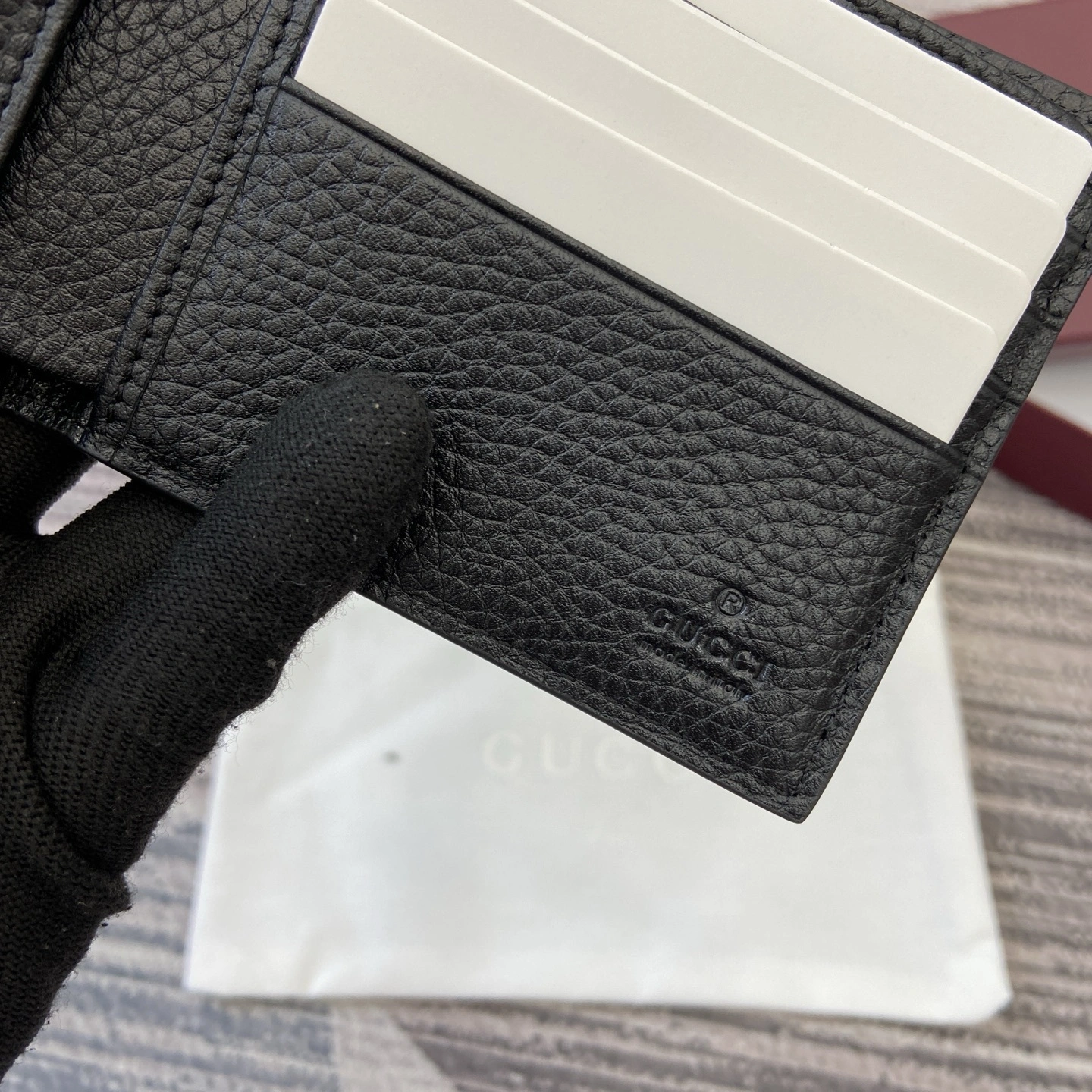 MOMO-- 6u33i 835119-AAE1W-1000 high quality version cowhide item:E-B815K2527