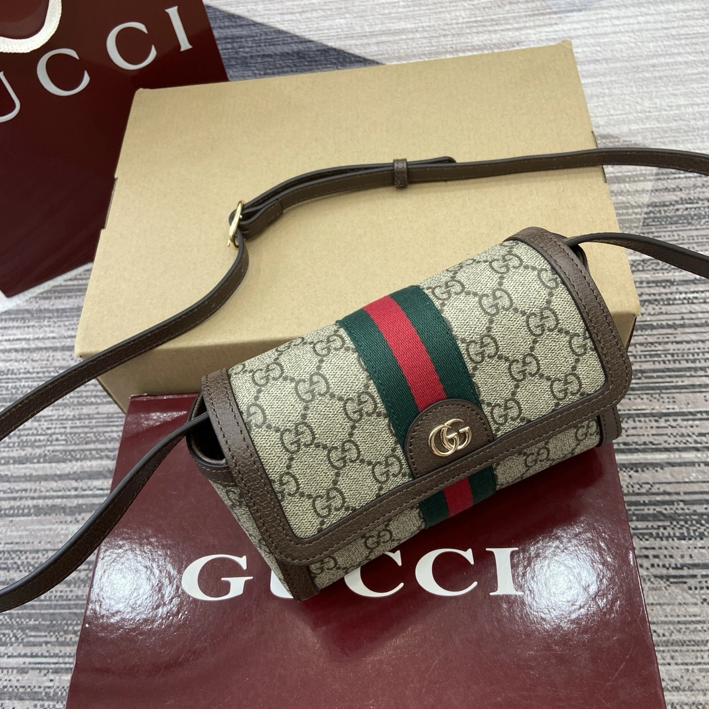 MOMO-- 6u33i 838481-FAE0P-9746 high quality version Ophidia item:E-B815K2506