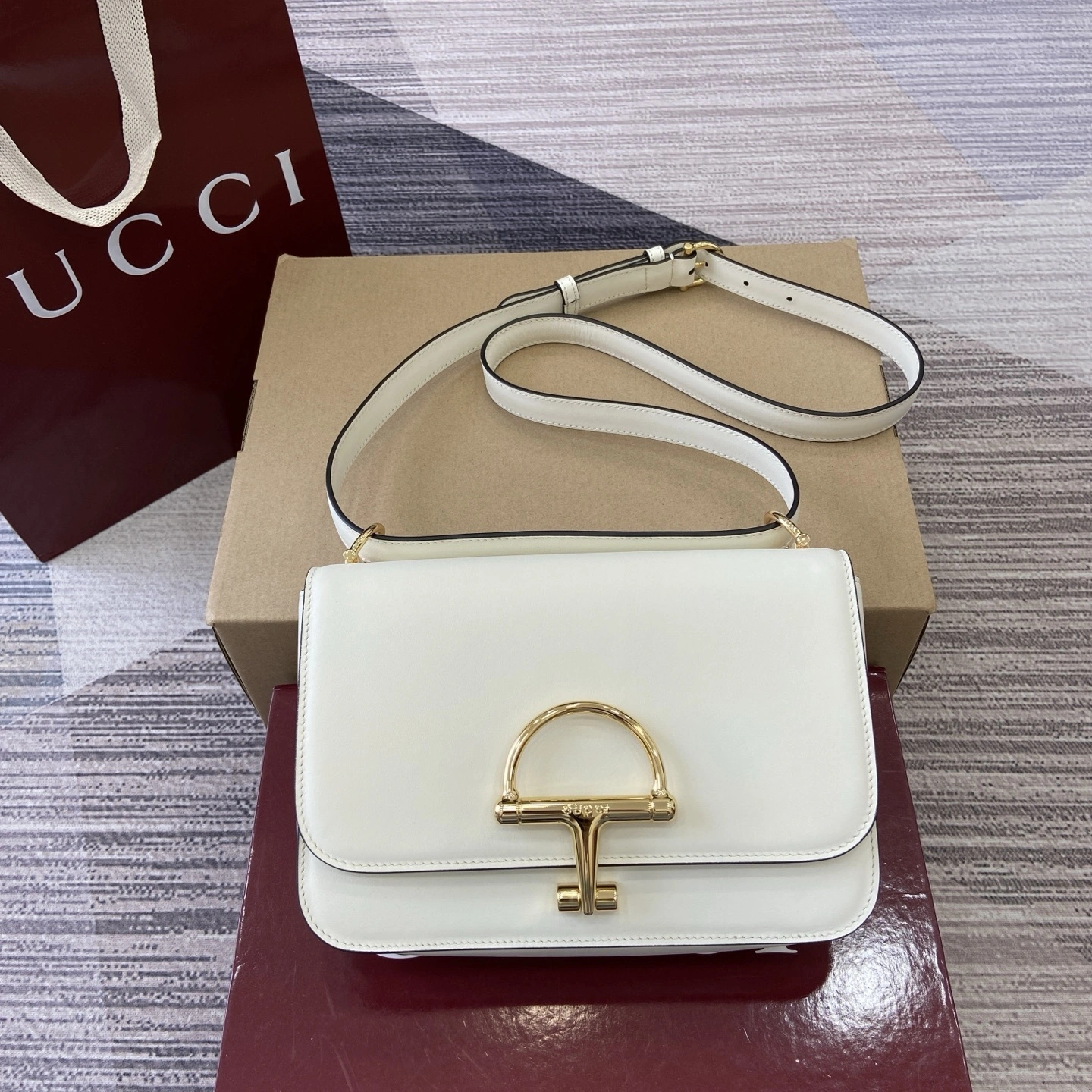 MOMO-- 6u33i 846705-AAFKB-9540 high quality version Siena item:E-B815K2542