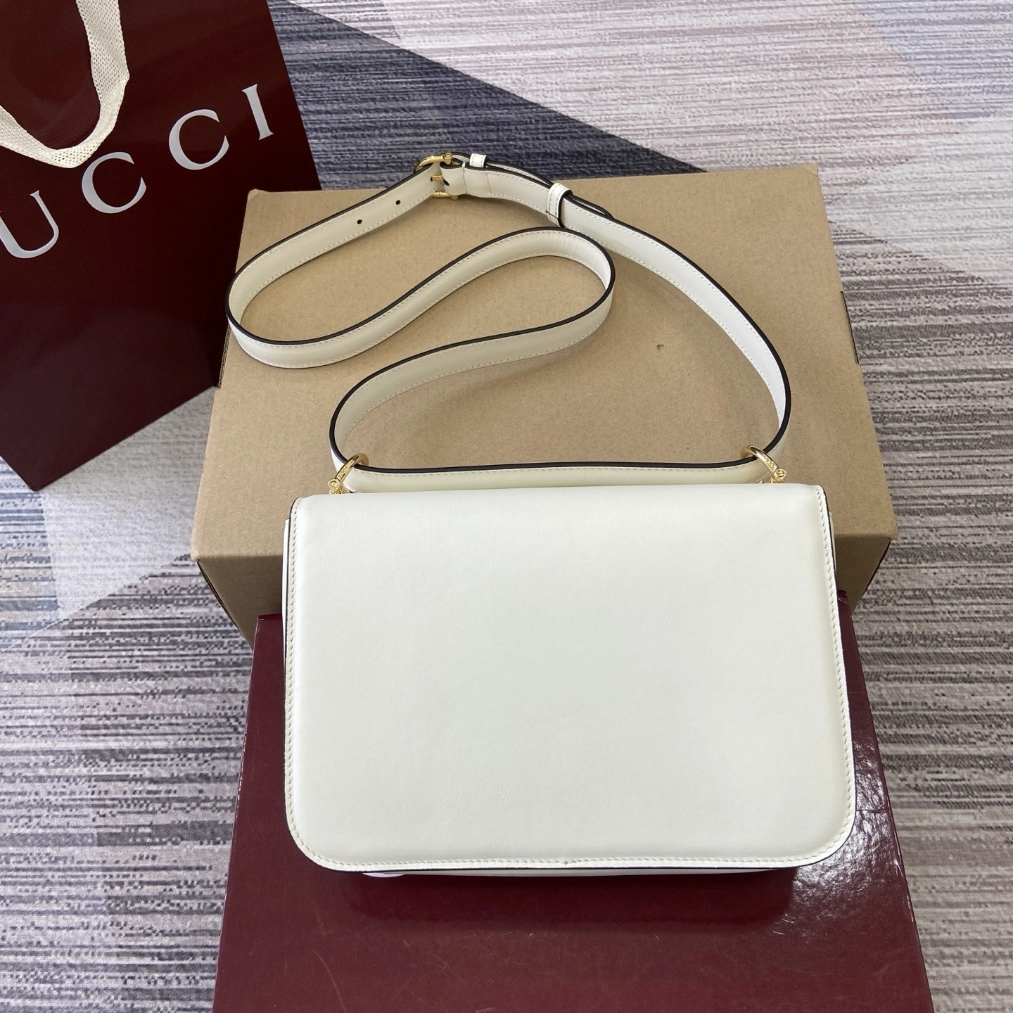 MOMO-- 6u33i 846705-AAFKB-9540 high quality version Siena item:E-B815K2542