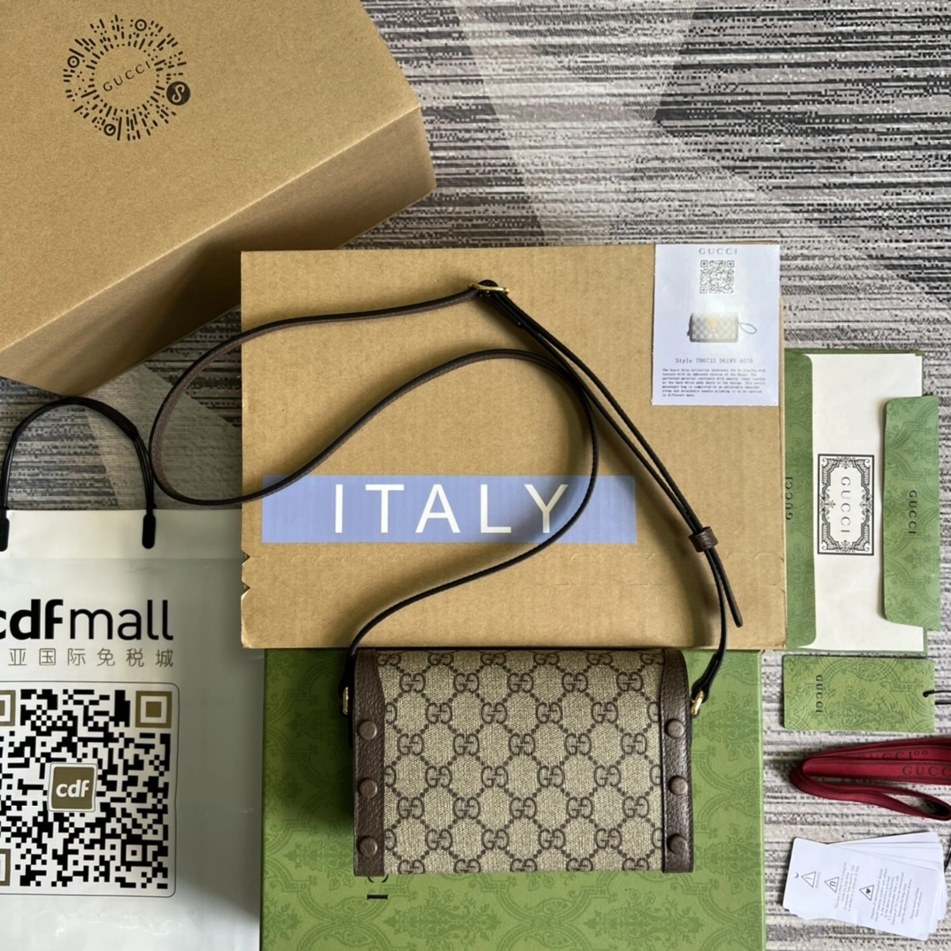 MOMO-- 700733-U1GBG-8679 high quality version item：C-B007F1837R