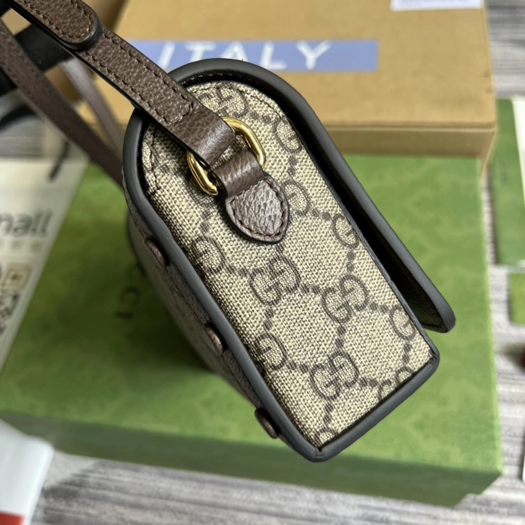MOMO-- 700733-U1GBG-8679 high quality version item：C-B007F1837R