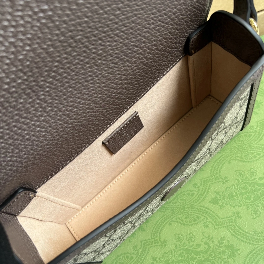 MOMO-- 700733-U5TAG-8679 high quality version item：C-B007F1836R