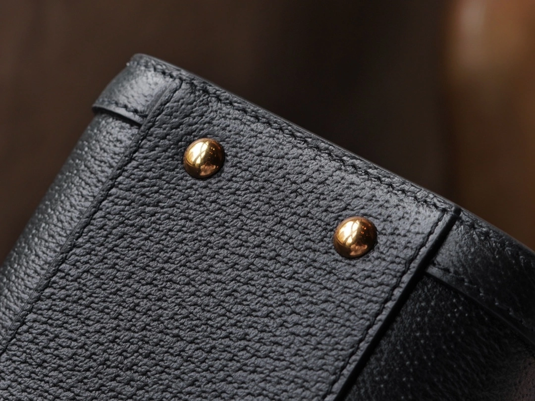 MOMO-- 702721-U3ZDT-1260 high quality version item：C-B461H1051Q