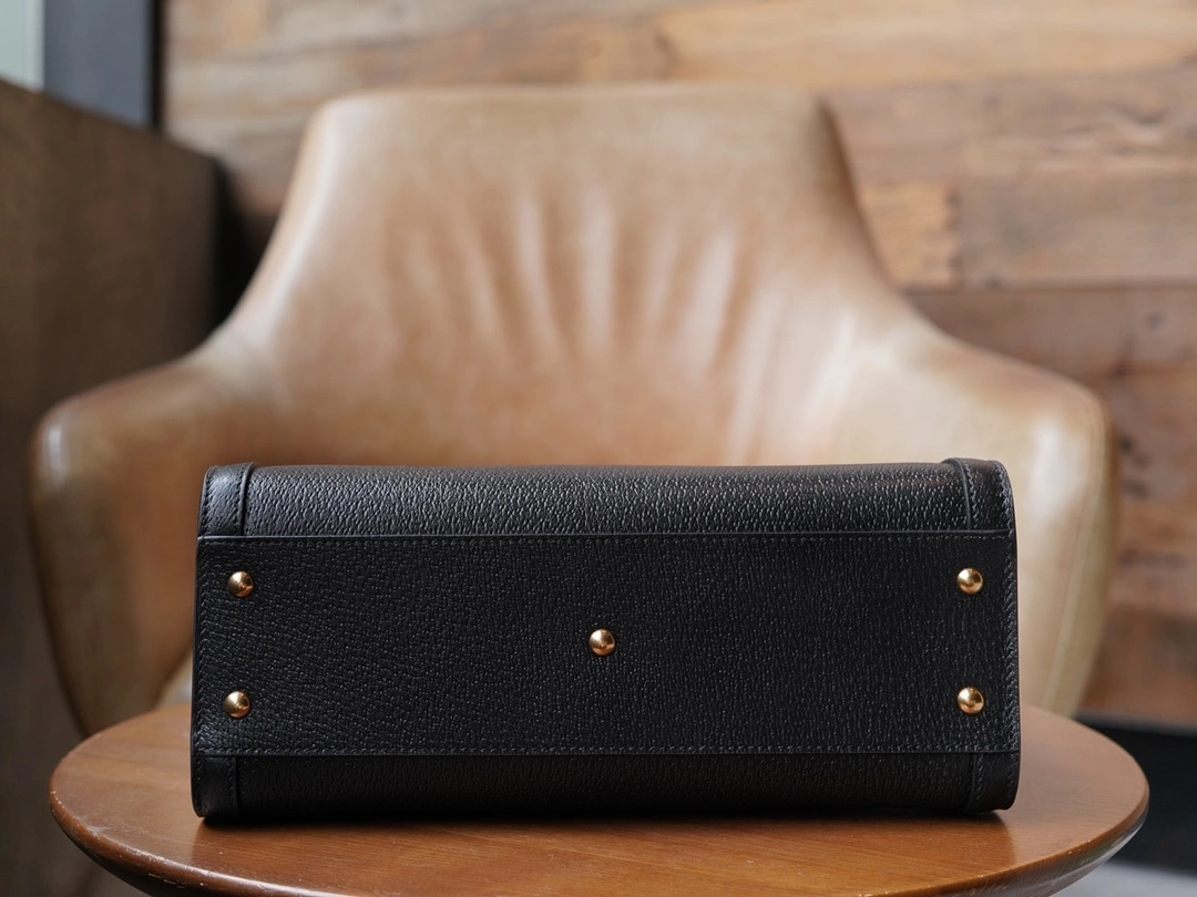MOMO-- 702721-U3ZDT-1260 high quality version item：C-B461H1051Q