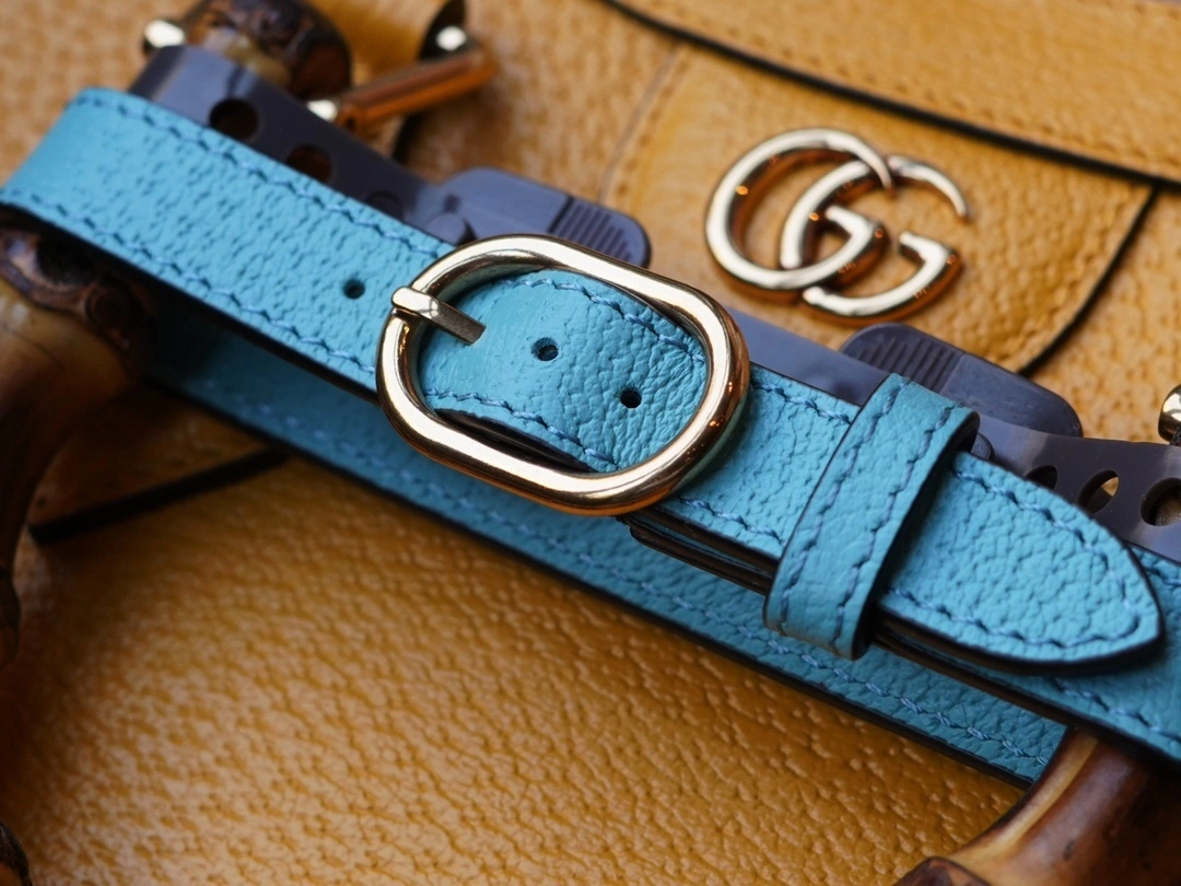 MOMO-- 702721-U3ZDT-7480 high quality version item：C-B461H0701Q