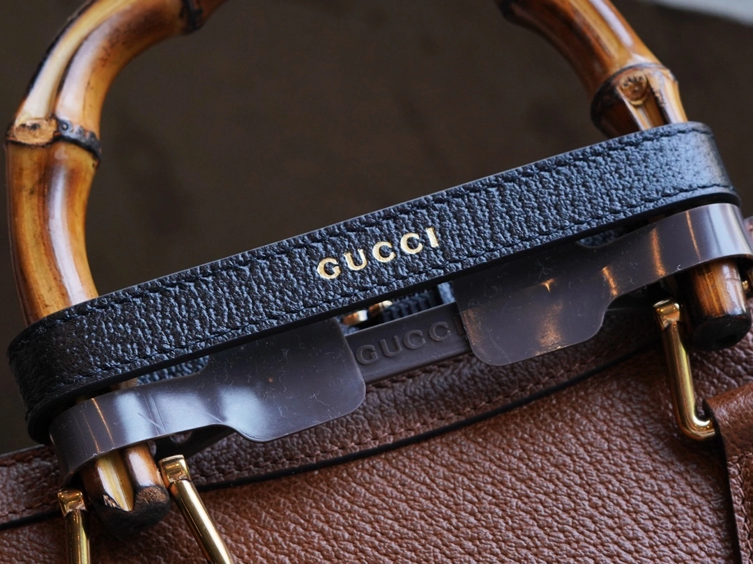 &MOMO-- 702732-U3ZDT-2185 high quality version item：C-B461H1048Q