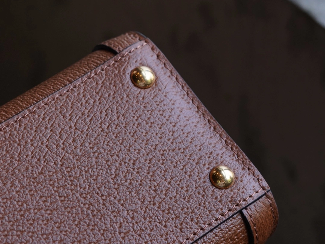 &MOMO-- 702732-U3ZDT-2185 high quality version item：C-B461H1048Q