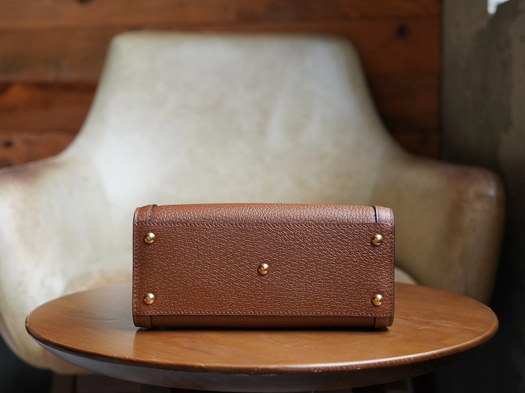 &MOMO-- 702732-U3ZDT-2185 high quality version item：C-B461H1048Q