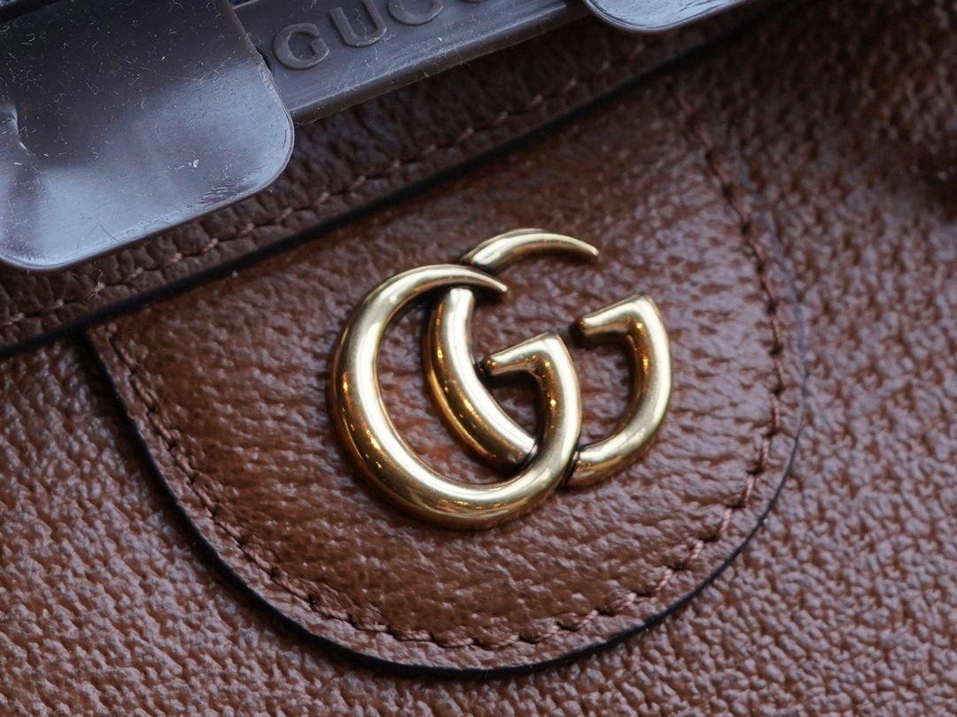 &MOMO-- 702732-U3ZDT-2185 high quality version item：C-B461H1048Q