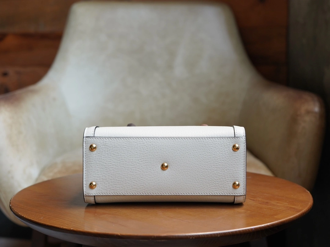 MOMO-- 702732-U3ZDT-9196 high quality version item：C-B461H1049Q