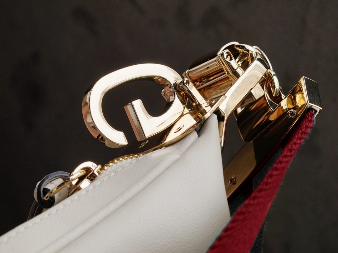 MOMO-- 702823-UXWBG-9109 high quality version item：C-B461H1617Q
