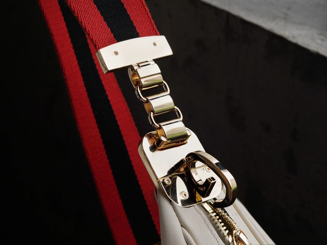 MOMO-- 702823-UXWBG-9109 high quality version item：C-B461H1617Q