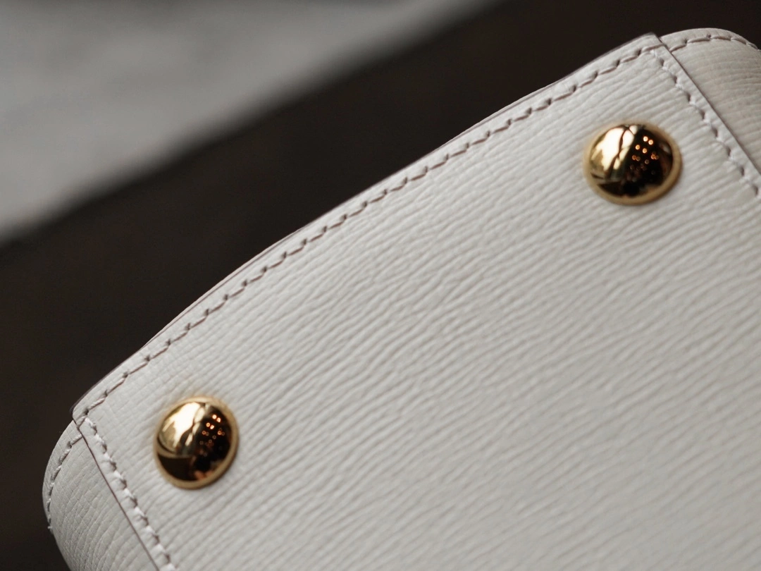 MOMO-- 703848-AAA7G-9022 high quality version item：C-B461H1106Q