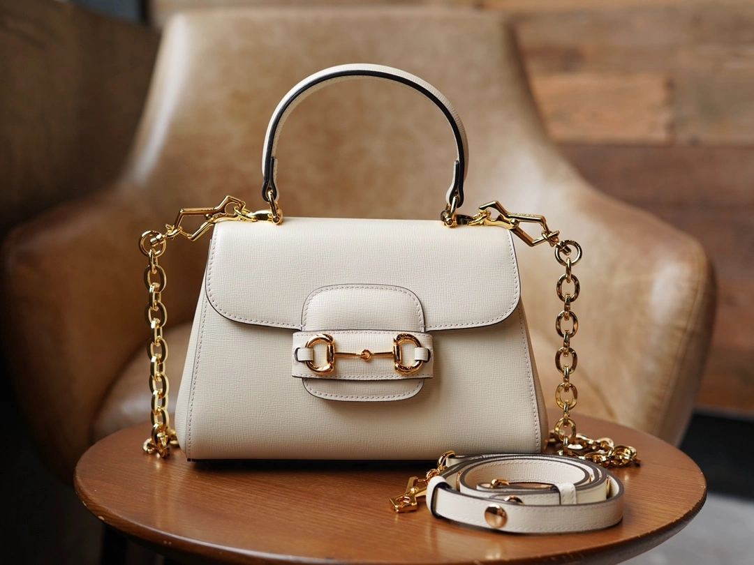 MOMO-- 703848-AAA7G-9022 high quality version item：C-B461H1106Q
