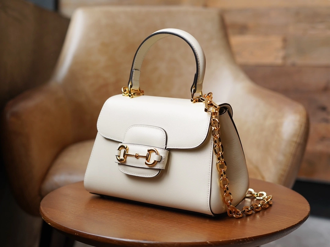MOMO-- 703848-AAA7G-9022 high quality version item：C-B461H1106Q