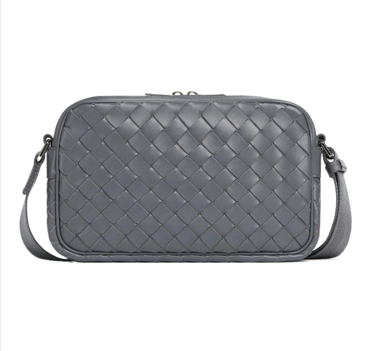 MOMO-- 710048V2E421276 item:D-B063A2081V