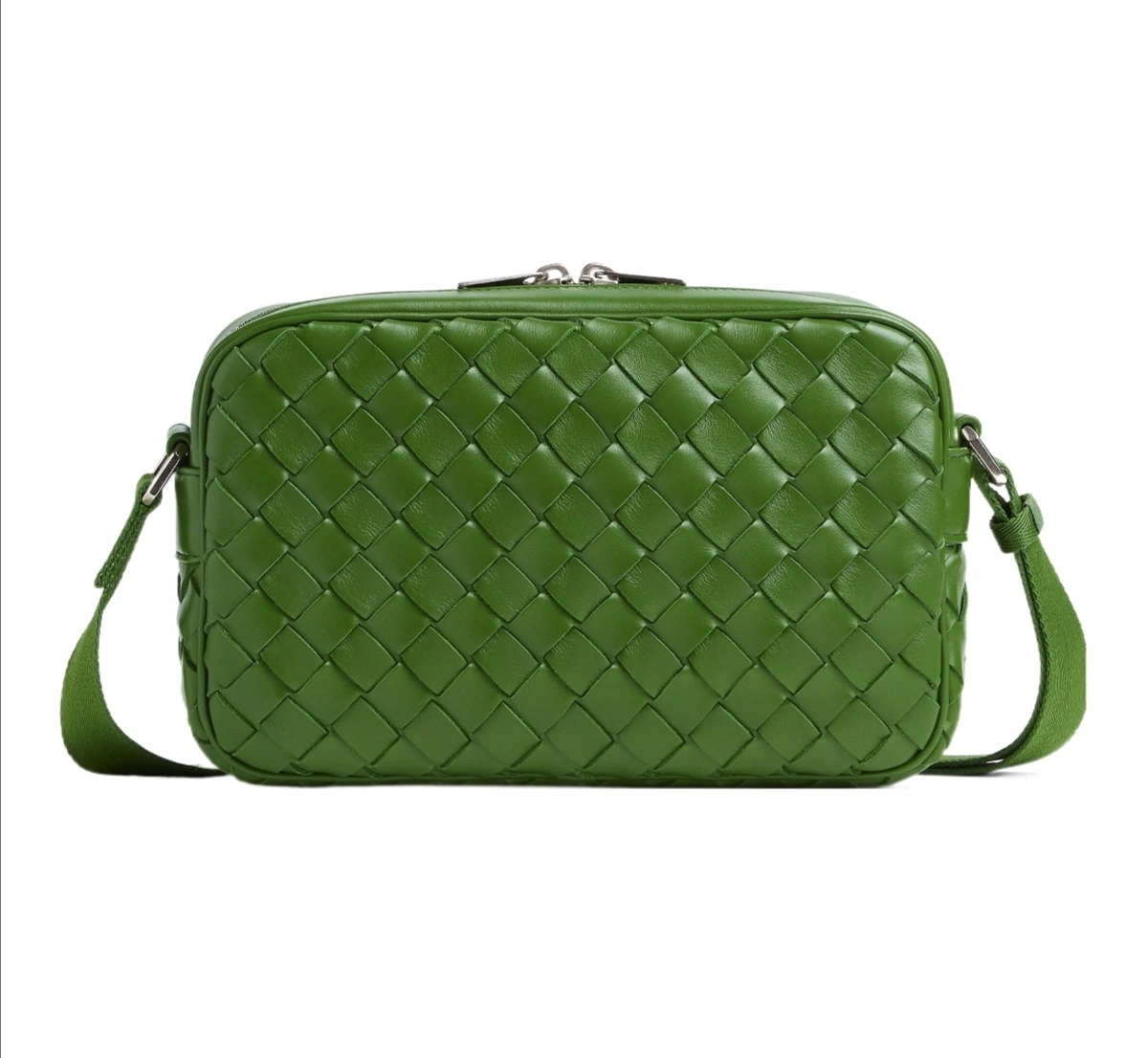 MOMO-- 710048V2E423139 item:D-B063A2082V