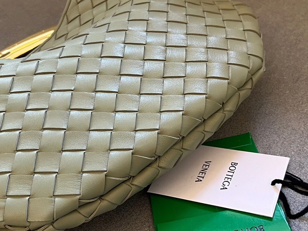MOMO-- 716082VCPP12929 SARDINE Sardine sheepskin item:C-B134L0909R