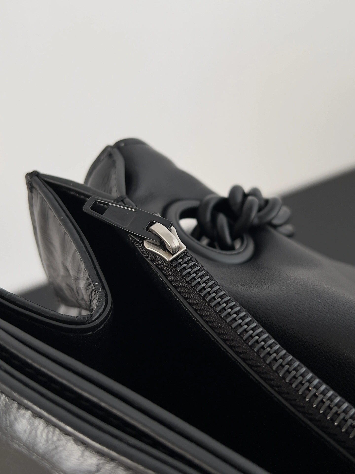 MOMO-- 716332210IY1000 high quality version item：C-B063I2001V