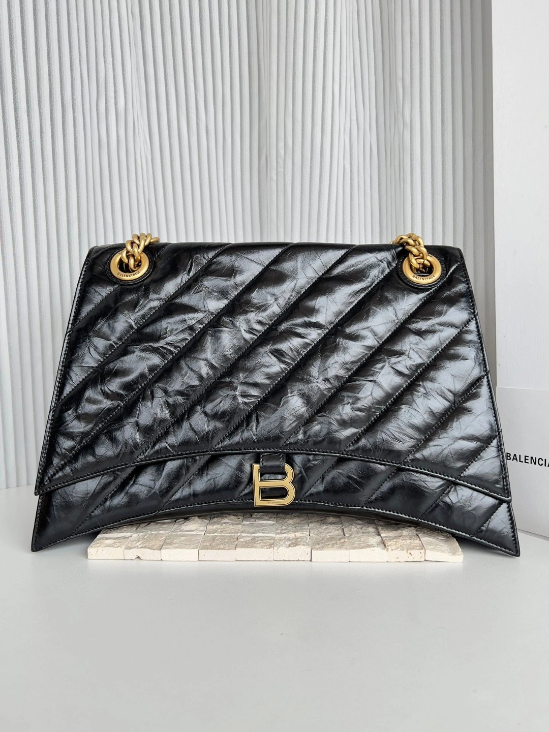 MOMO-- 716393210J11000 item：C-B000I2501V