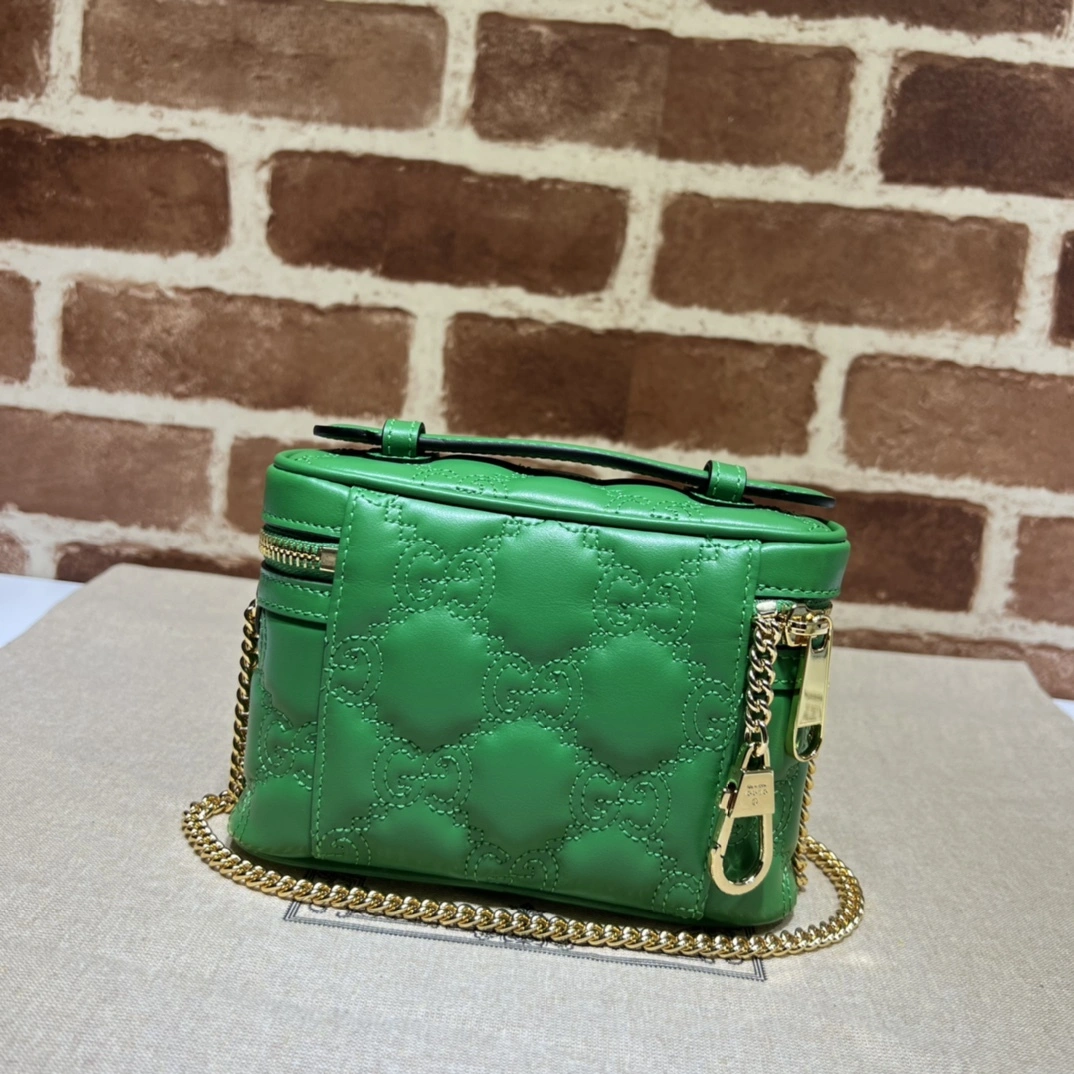 MOMO-- 723770-UM8IG-3219 item:D-B063E1107