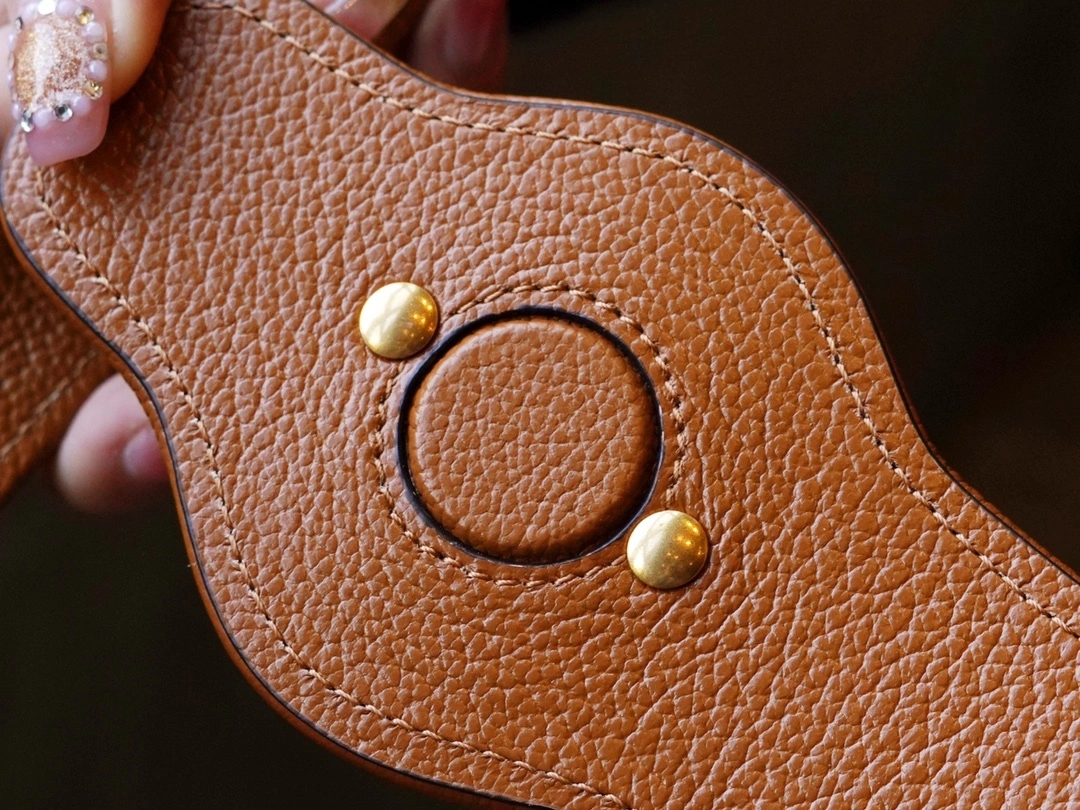 MOMO-- 726274-AAA9F-2316 high quality version item：C-B461H1092Q