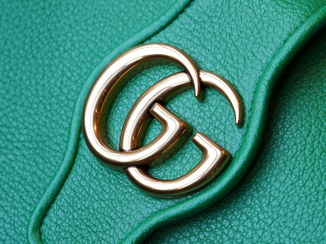 MOMO-- 726274-AAA9F-3727 high quality version item：C-B461H1087Q
