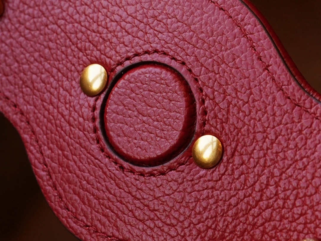 MOMO-- 726274-AAA9F-6433 high quality version item：C-B461H1091Q