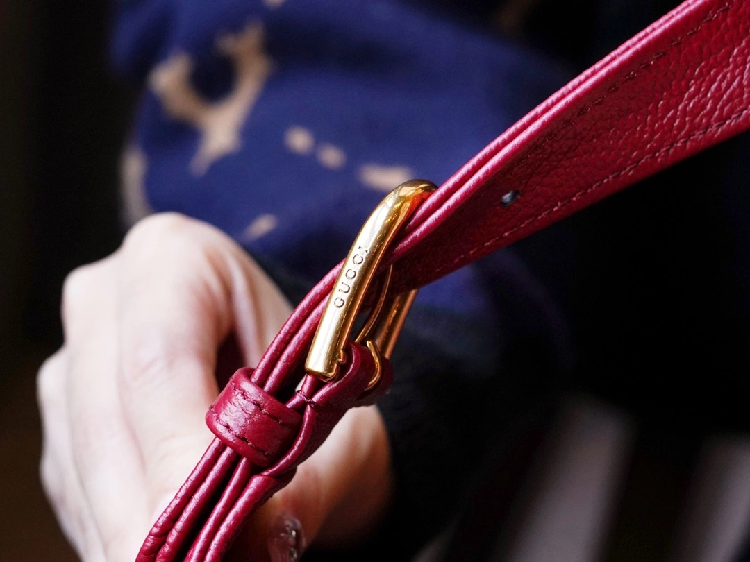 MOMO-- 726274-AAA9F-6433 high quality version item：C-B461H1091Q
