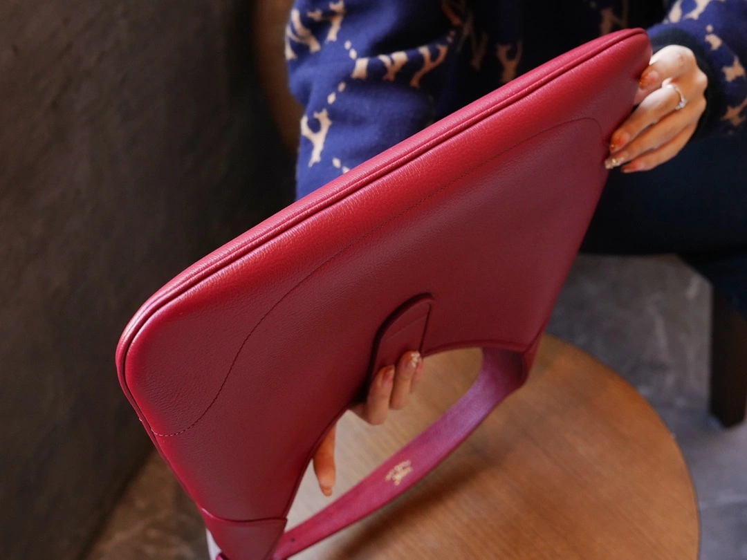 MOMO-- 726274-AAA9F-6433 high quality version item：C-B461H1091Q