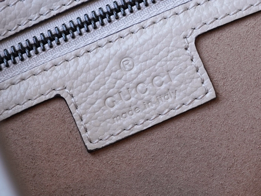 MOMO-- 726274-AABE9-9022 high quality version item：C-B461H1089Q