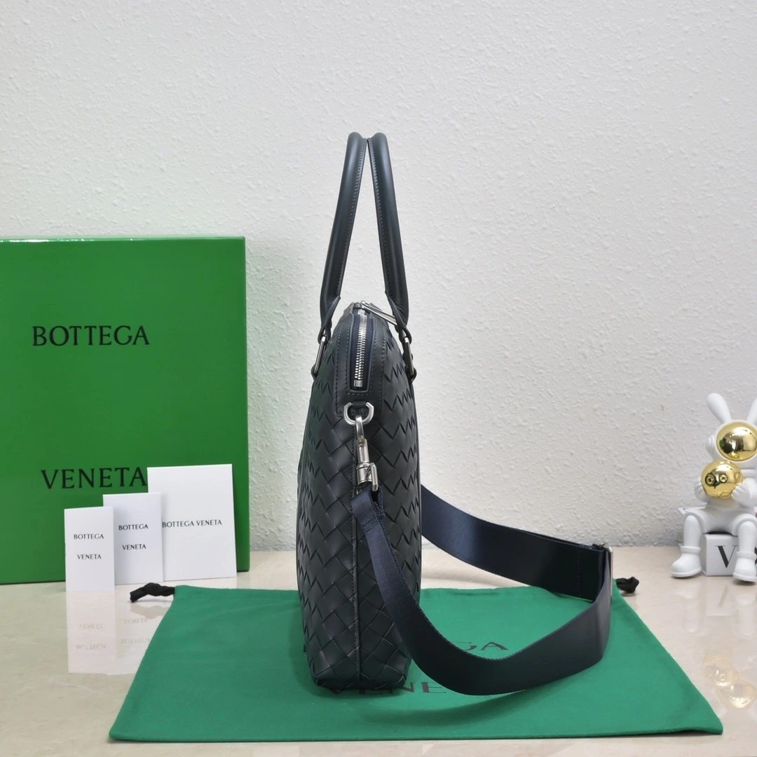 MOMO-- 732069V2E418838 Calfskin item:C-B134L0929R