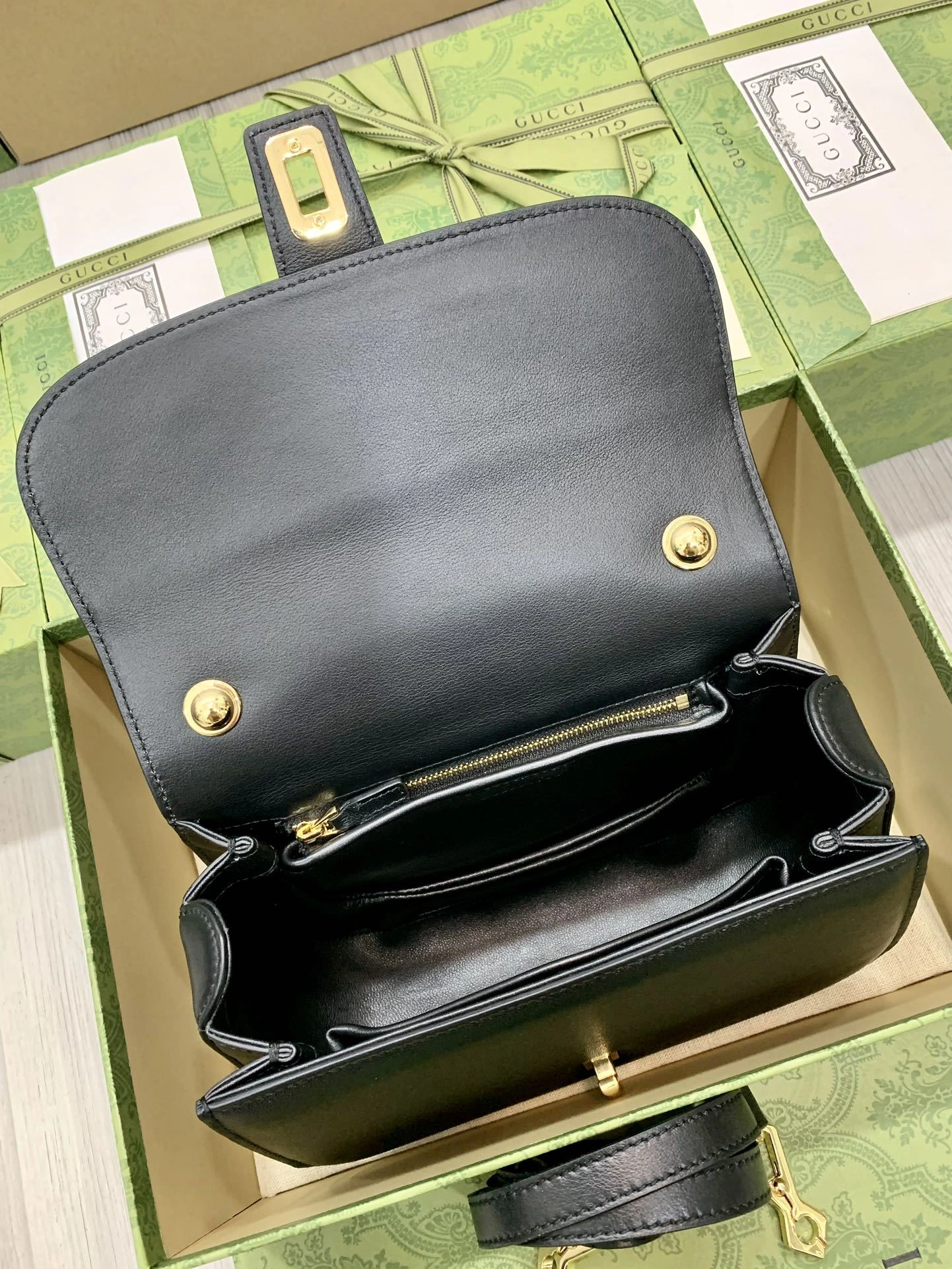 MOMO-- 735101-UXX0G-1000 high quality version item：C-B007F1802R