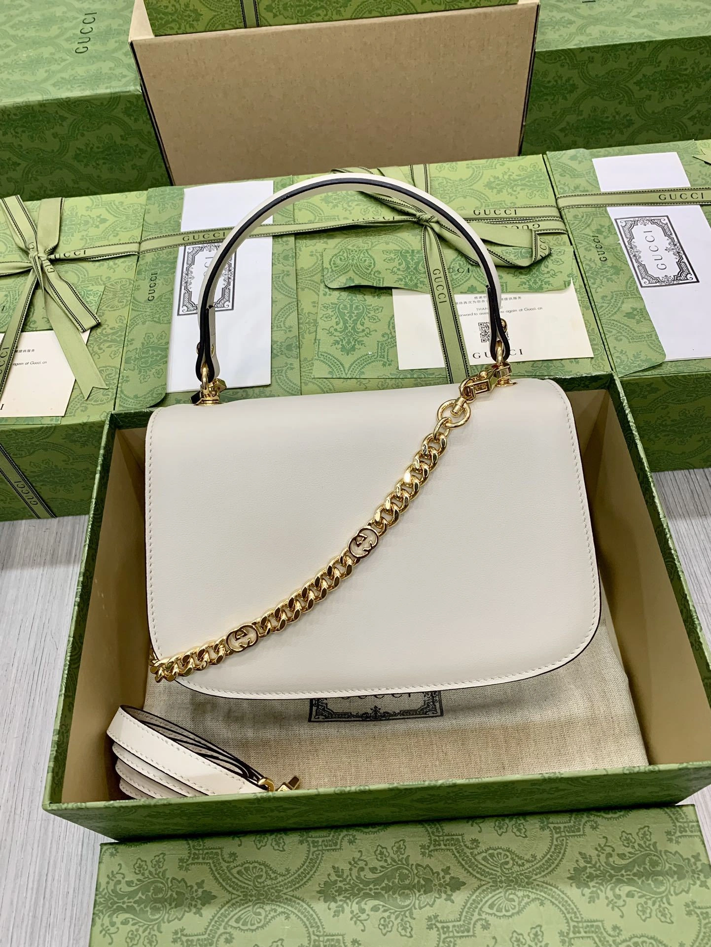 MOMO-- 735101-UXX0G-9022 high quality version item：C-B007F1801R