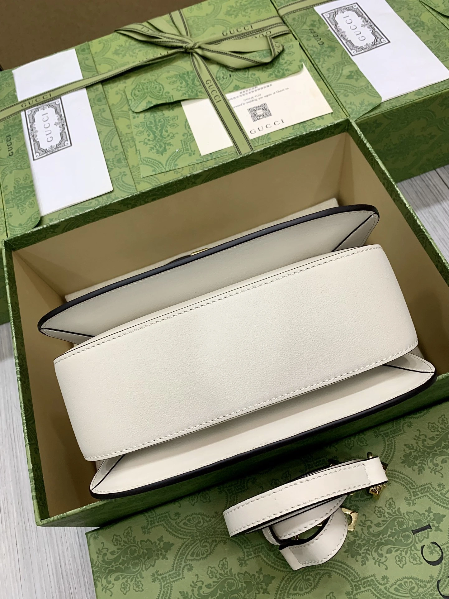 MOMO-- 735101-UXX0G-9022 high quality version item：C-B007F1801R