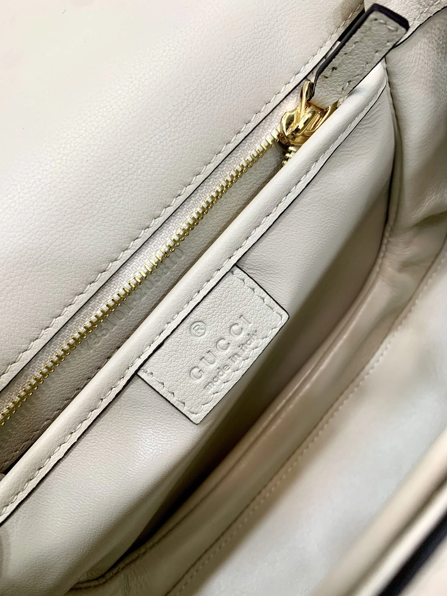 MOMO-- 735101-UXX0G-9022 high quality version item：C-B007F1801R