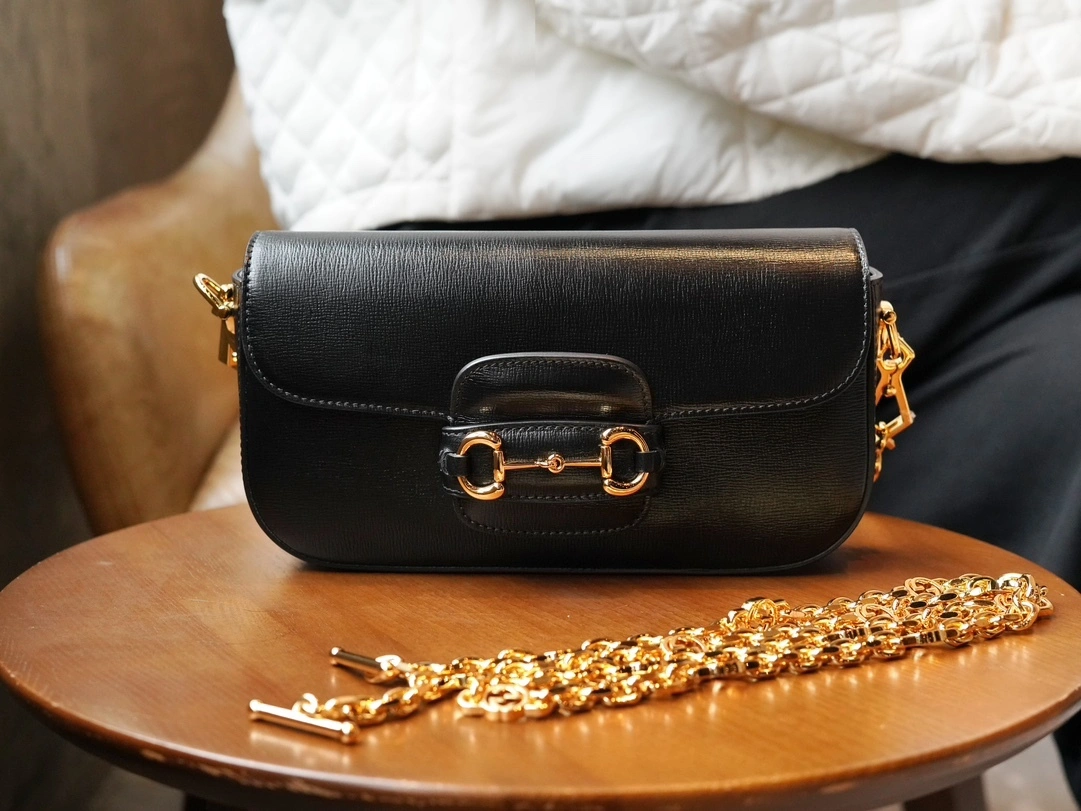MOMO-- 735178-1DB0G-1000 high quality version item：C-B461H1081Q