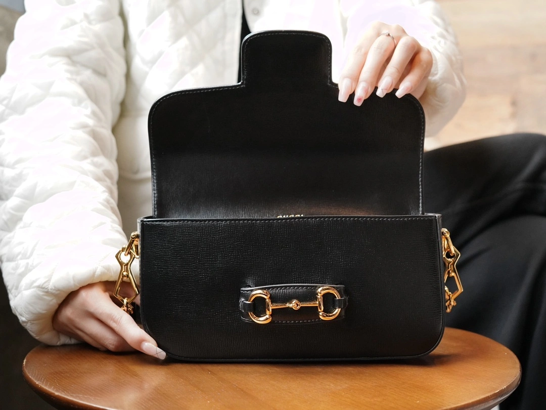 MOMO-- 735178-1DB0G-1000 high quality version item：C-B461H1081Q