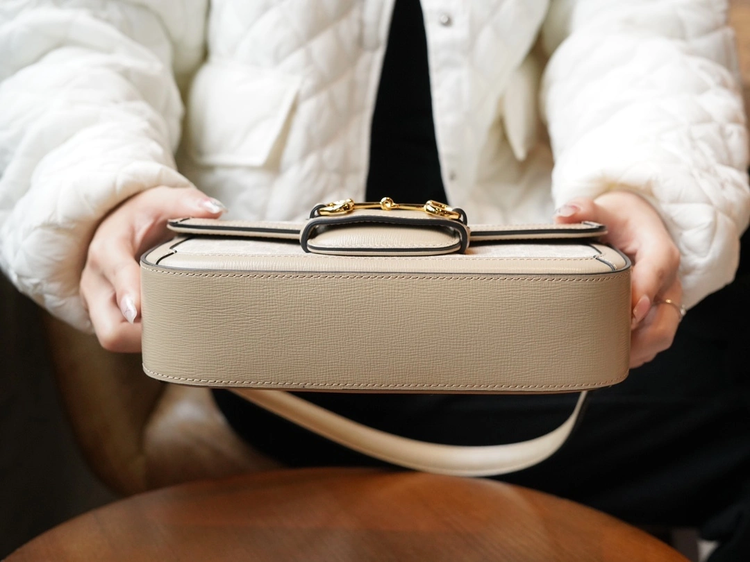 MOMO-- 735178-FABLN-9897 high quality version item：C-B461H1080Q