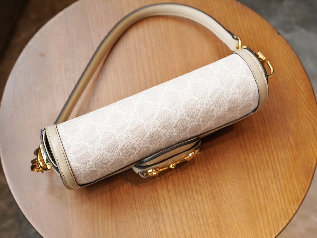 MOMO-- 735178-FABLN-9897 high quality version item：C-B461H1080Q