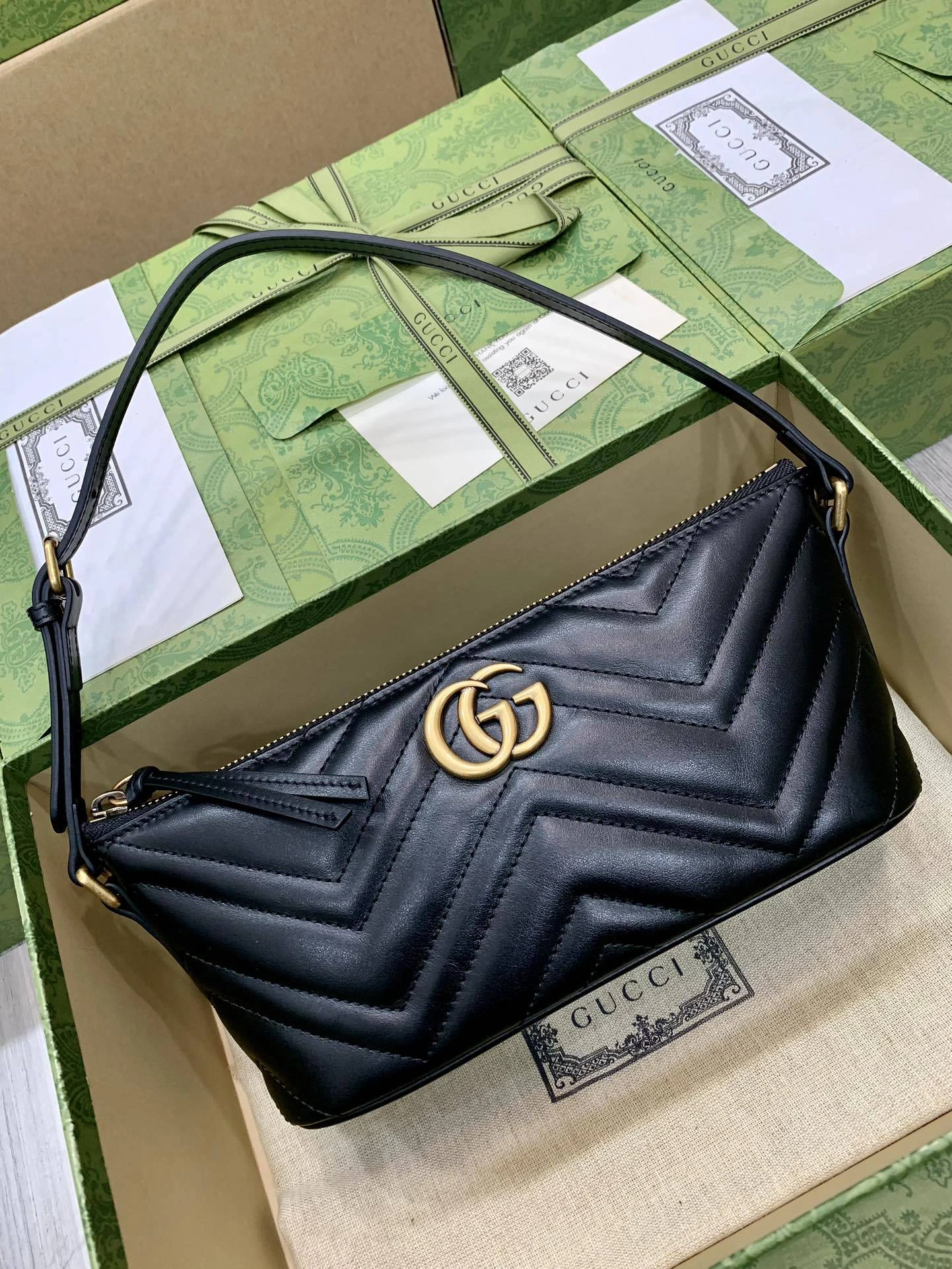 MOMO-- 739166-AABZB-1000 high quality version item：C-B007F1841R