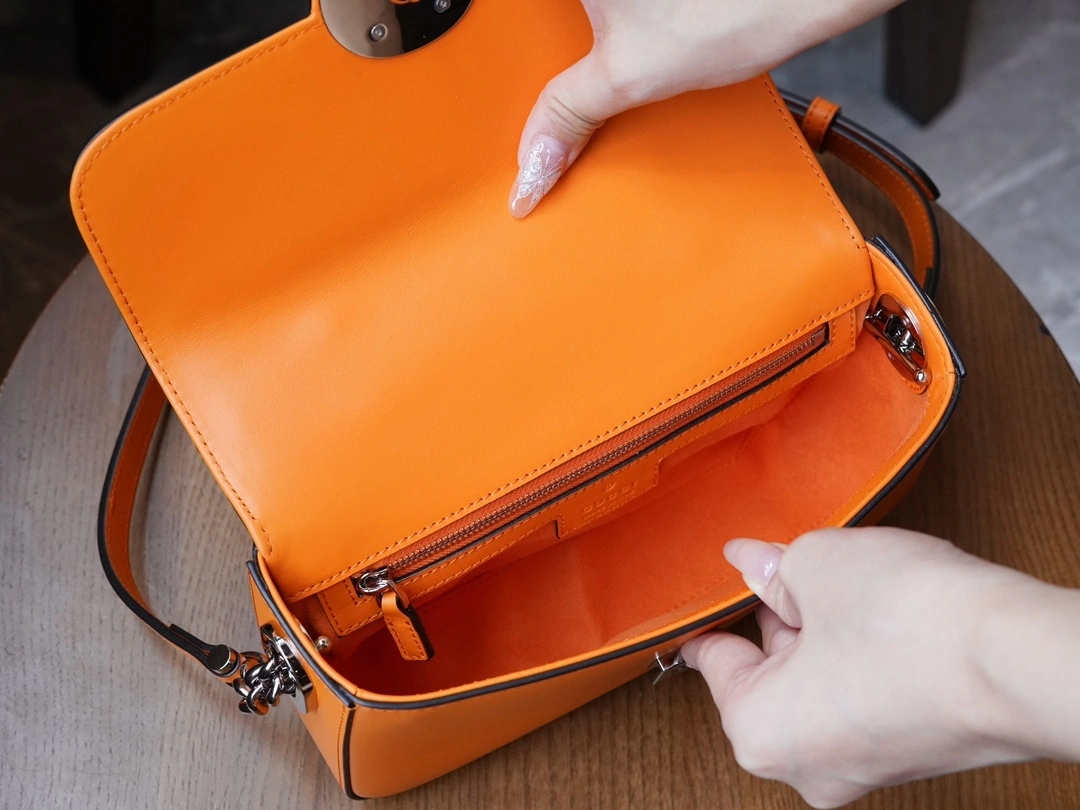 MOMO-- 739722-AABSG-7603 high quality version item：C-B461H1059Q